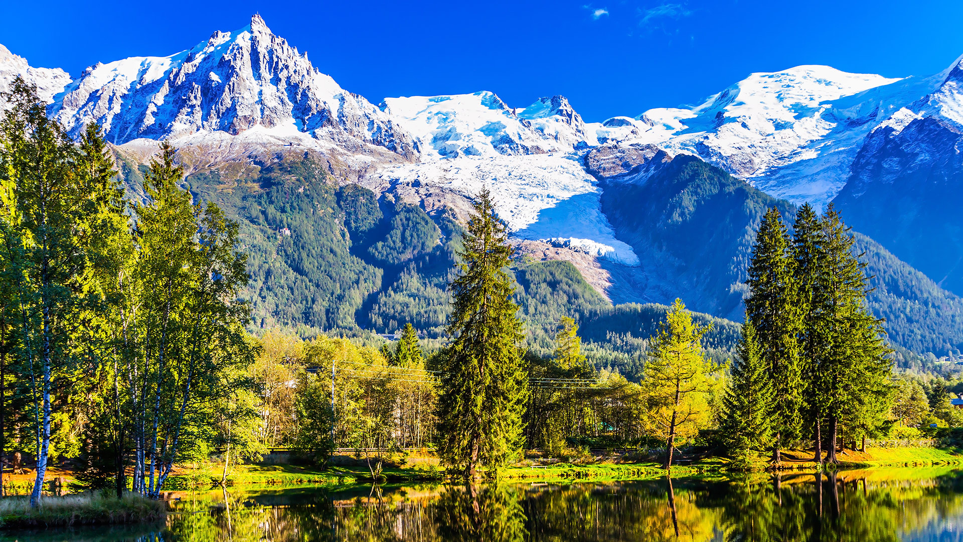 image of a lake and mountains